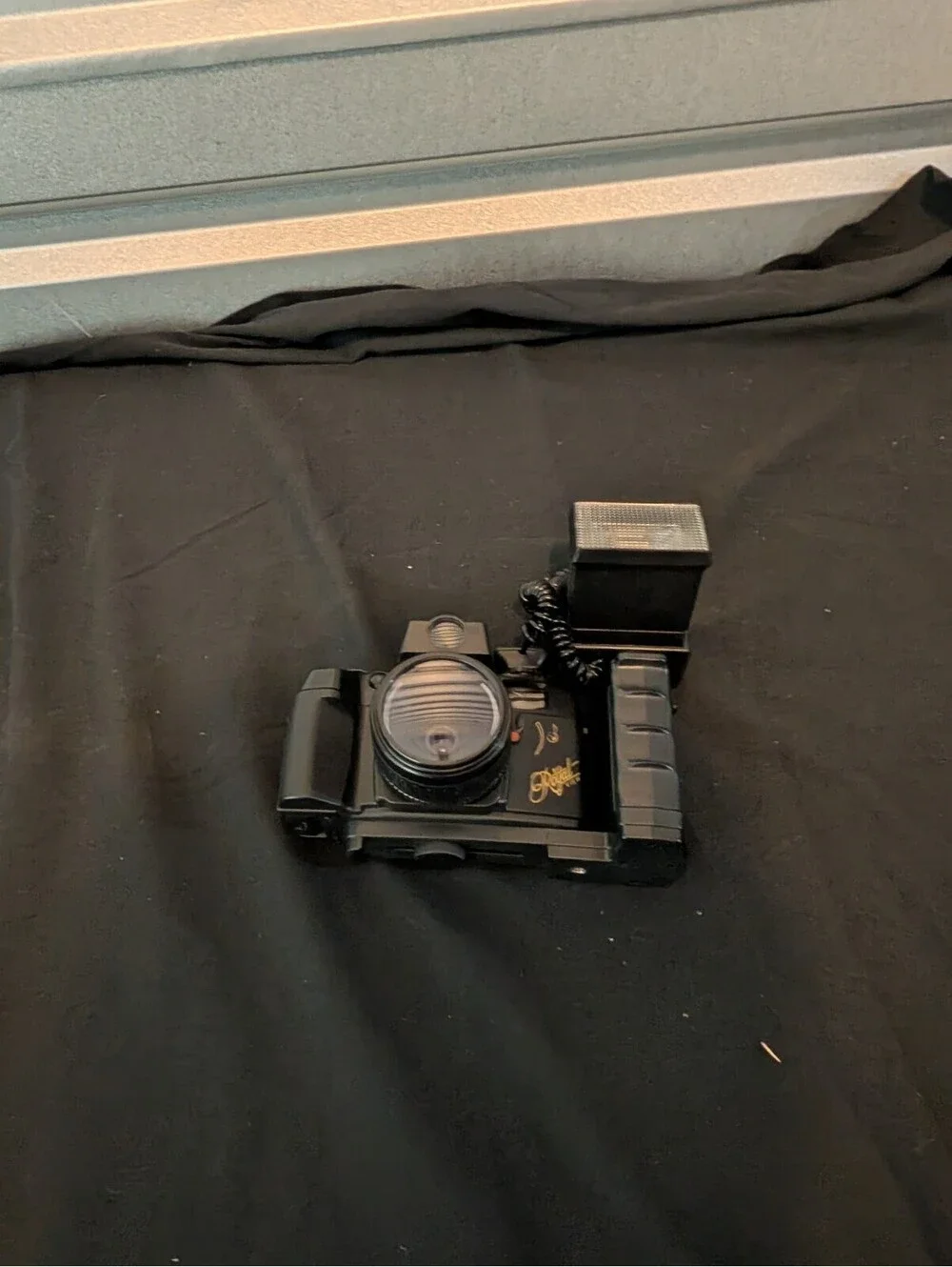Vintage Big Royal View 35mm Camera Flash Untested AS/IS